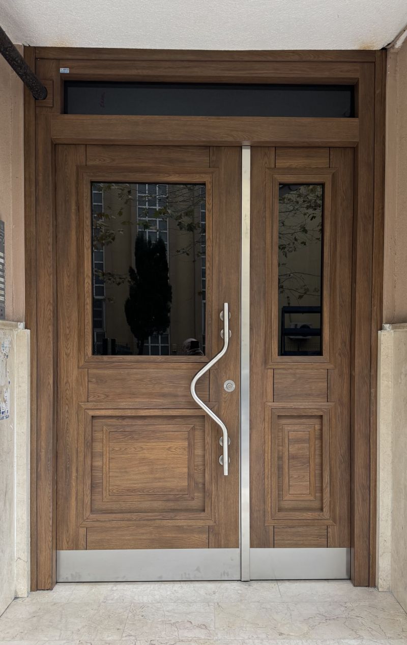 Edirne apartman kapısı