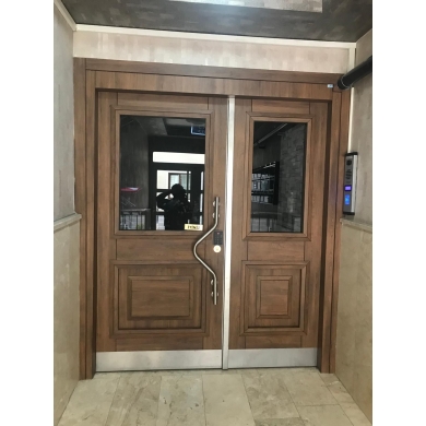 İstanbul apartman kapısı, Çelik kapı