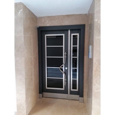 Apartman kapısı kullanımı